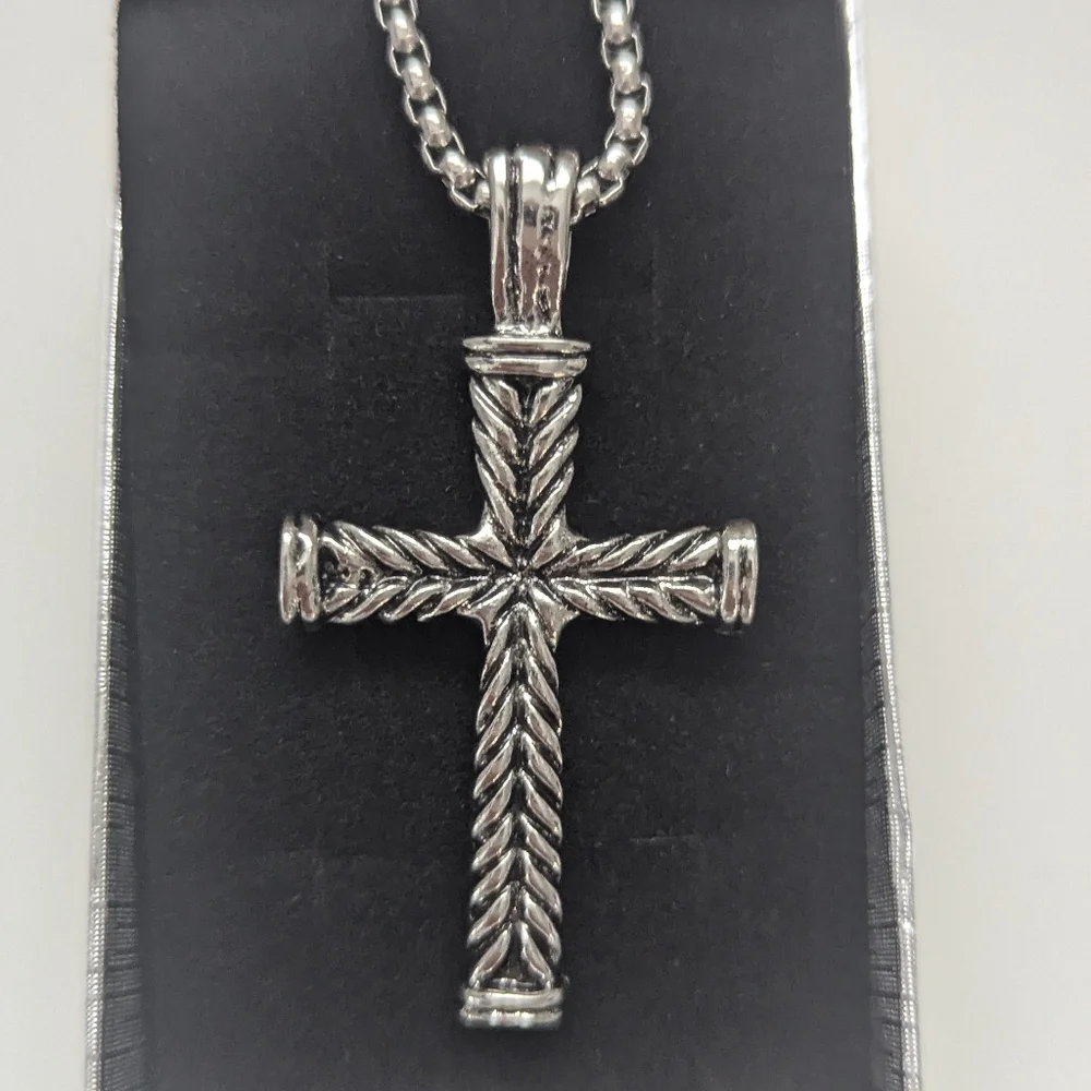 Stainless Steel Cross Pendant Necklace